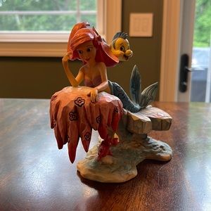 Disney showcase collection Ariel “dreaming under the sea”